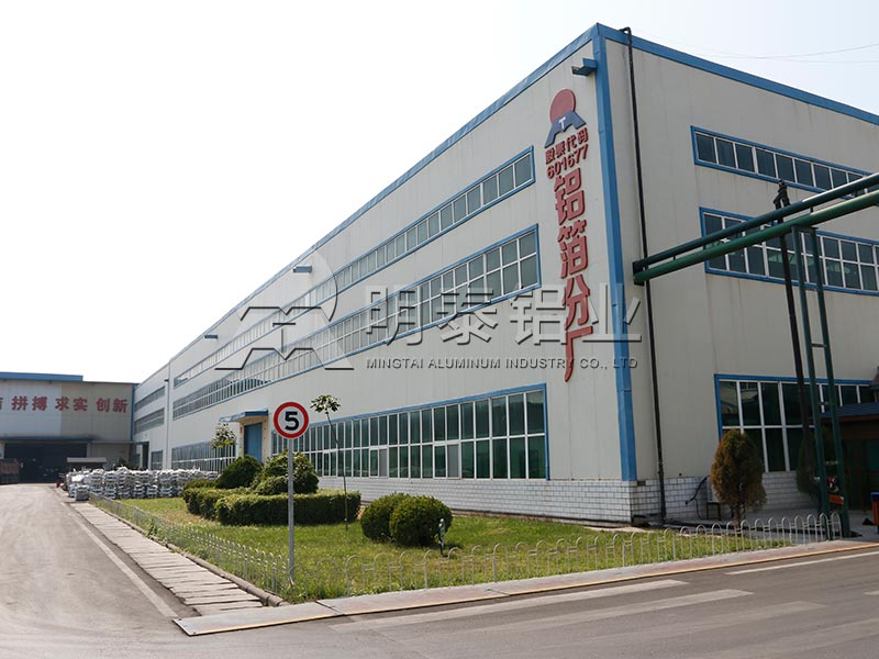 風管用8011鋁箔一噸多少錢？鋁箔廠家實時報價