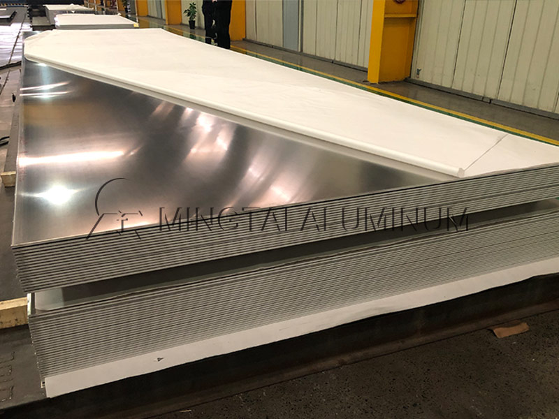 LNG儲(chǔ)罐用5083鋁板_明泰鋁業(yè)lng儲(chǔ)罐灌頂?shù)蹴斢?083鋁板廠(chǎng)家_擁有16萬(wàn)方的業(yè)績(jī)項(xiàng)目經(jīng)驗(yàn)