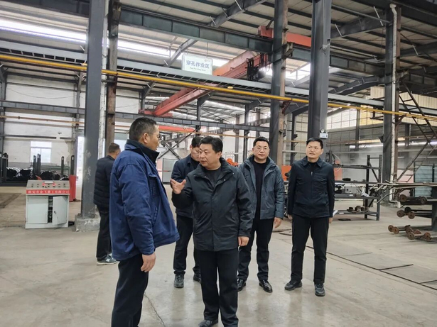 20260117以“走”促發(fā)展 以“訪”暖企業(yè)2.jpg